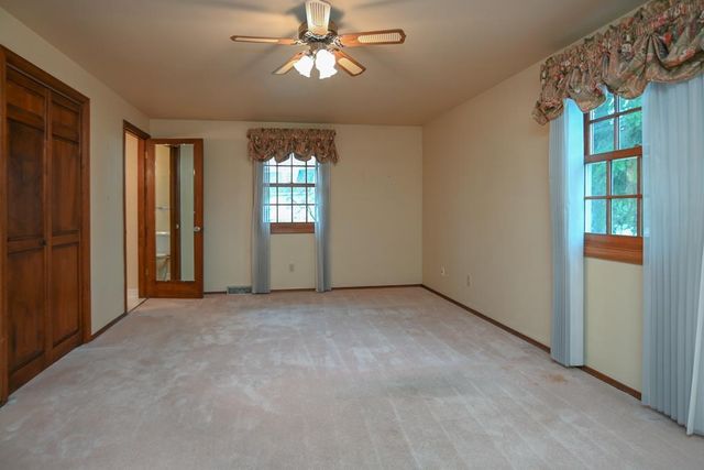 3095 PINE RIDGE COURT, Green Bay, WI 54311