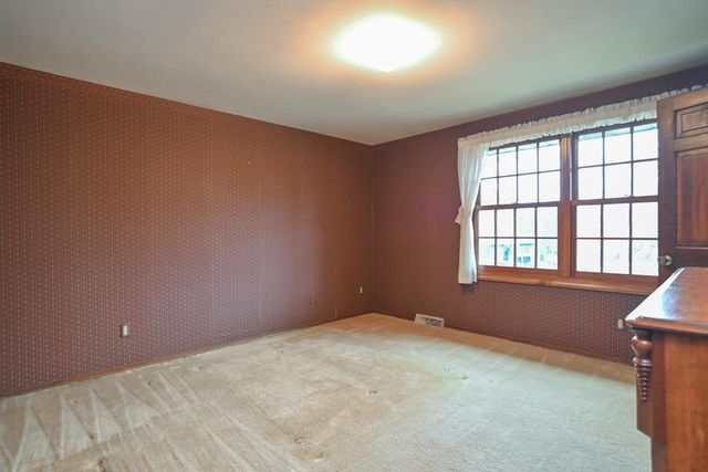 3095 PINE RIDGE COURT, Green Bay, WI 54311