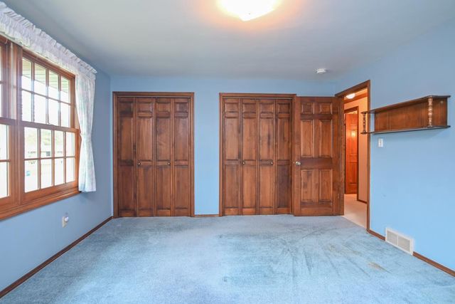 3095 PINE RIDGE COURT, Green Bay, WI 54311