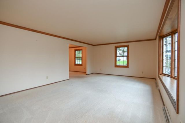 3095 PINE RIDGE COURT, Green Bay, WI 54311