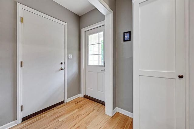1227 W 66th Street, Kansas City, MO 64113