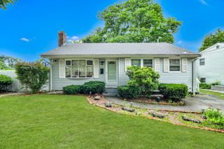 59 S Fuller St, Brockton, MA 02301