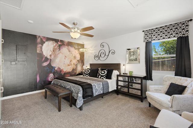 5620 N 20TH Drive, Phoenix, AZ 85015