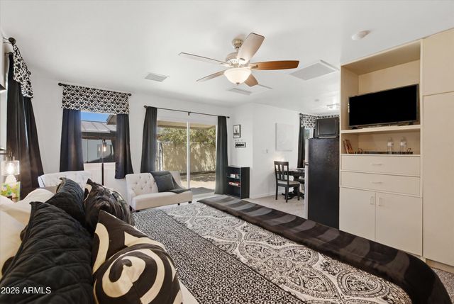 5620 N 20TH Drive, Phoenix, AZ 85015