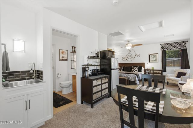 5620 N 20TH Drive, Phoenix, AZ 85015