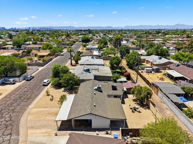 5620 N 20TH Drive, Phoenix, AZ 85015