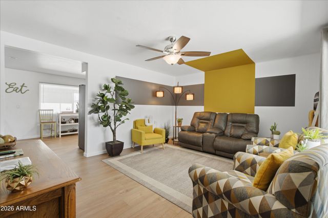 5620 N 20TH Drive, Phoenix, AZ 85015