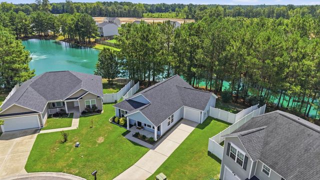 916 Clay Pigeon Ct., Longs, SC 29568