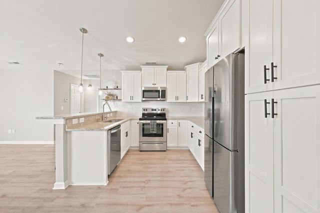 916 Clay Pigeon Ct., Longs, SC 29568