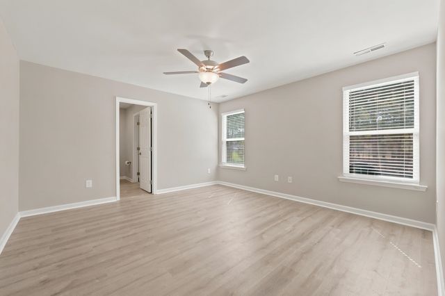 916 Clay Pigeon Ct., Longs, SC 29568