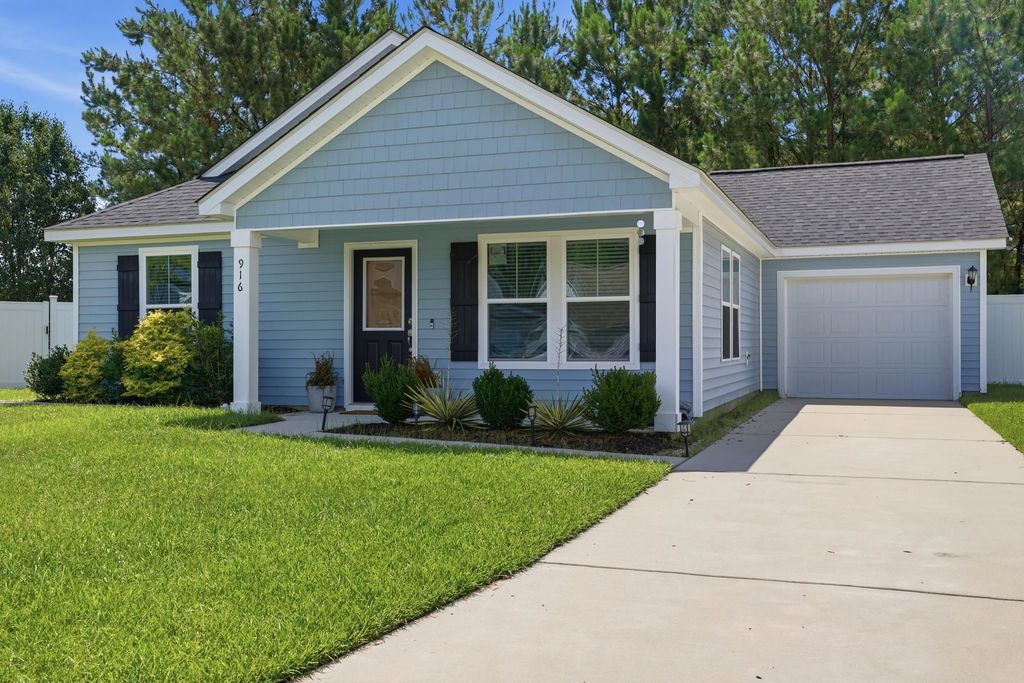 916 Clay Pigeon Ct., Longs, SC 29568