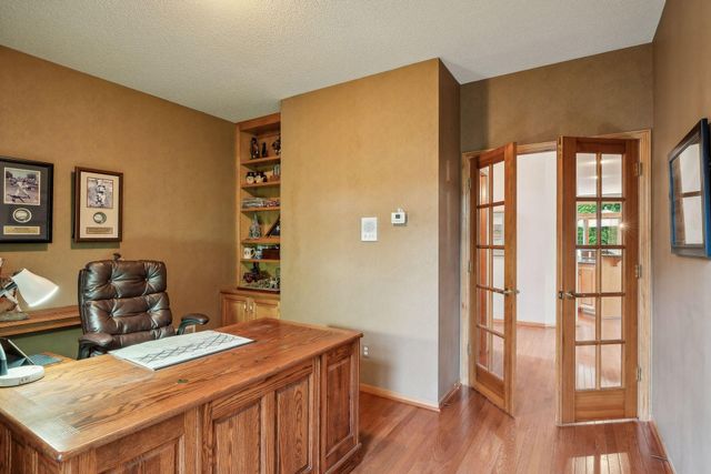 18566 Magenta Bay, Eden Prairie, MN 55347