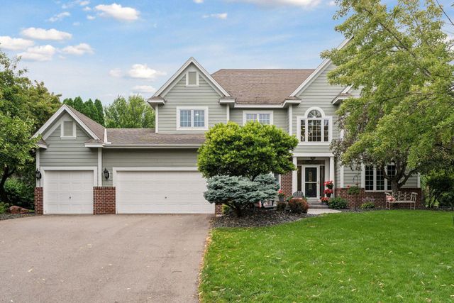 18566 Magenta Bay, Eden Prairie, MN 55347