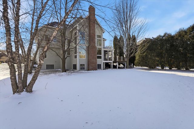 18566 Magenta Bay, Eden Prairie, MN 55347