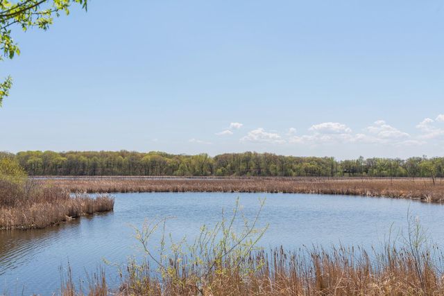 18566 Magenta Bay, Eden Prairie, MN 55347