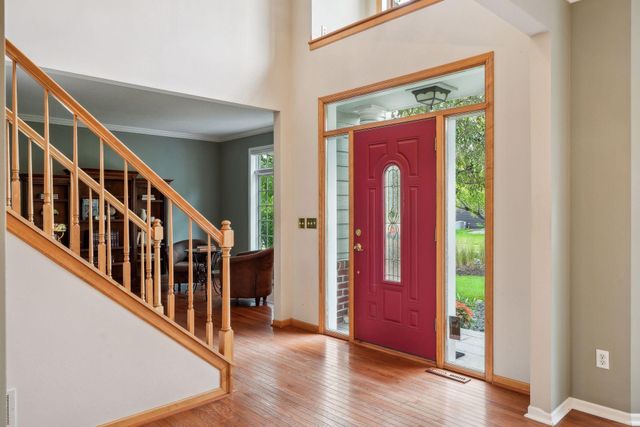 18566 Magenta Bay, Eden Prairie, MN 55347