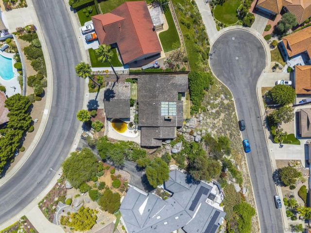 17768 Sintonte Dr, San Diego, CA 92128