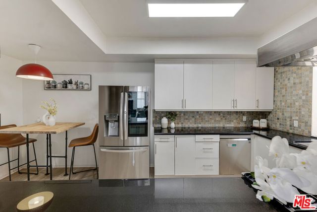 235 S Tower Drive 305, Beverly Hills, CA 90211