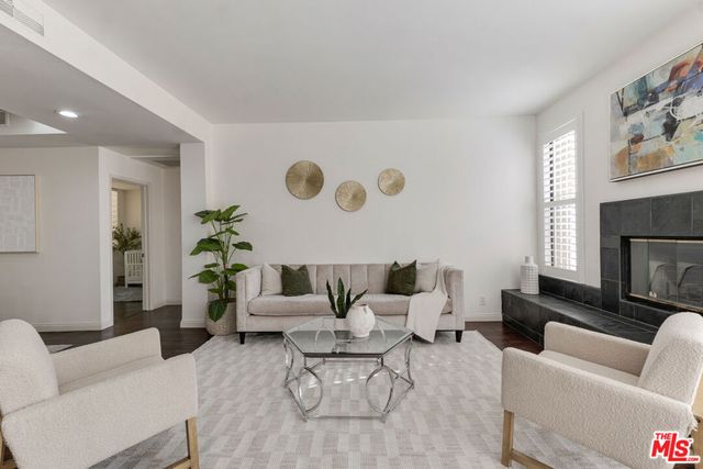 235 S Tower Drive 305, Beverly Hills, CA 90211