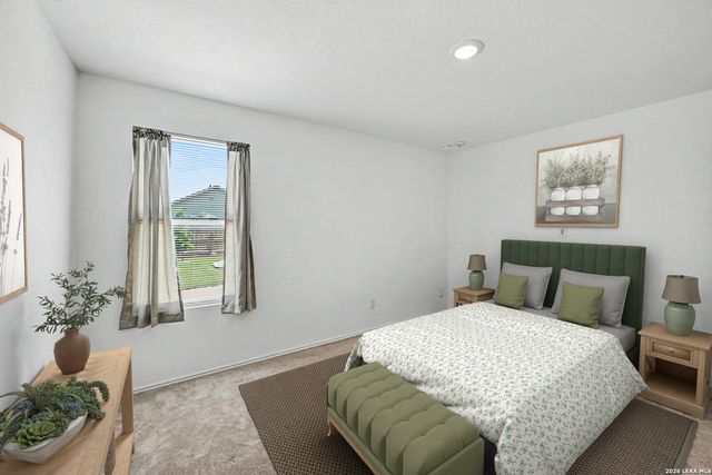 2926 Charpak Dr, Converse, TX 78109