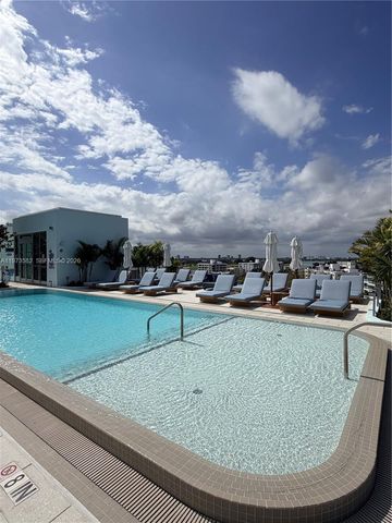 9221 E Bay Harbor Dr 307, Bay Harbor Islands, FL 33154