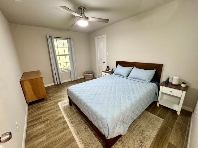124 Oakwood Street, Chico, TX 76431