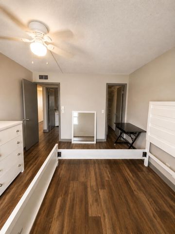 99 Flanders C, Delray Beach, FL 33484