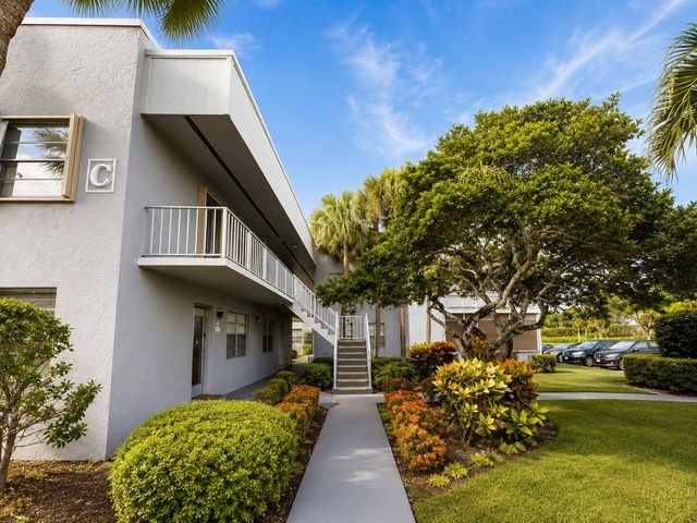 99 Flanders C, Delray Beach, FL 33484