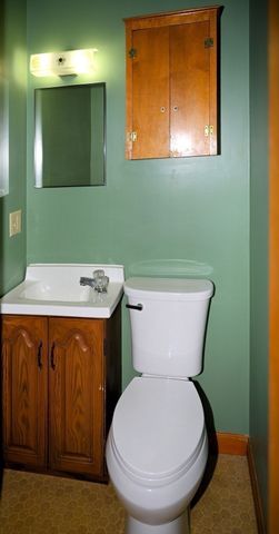 59 Broadway St 2, Stoughton, MA 02072