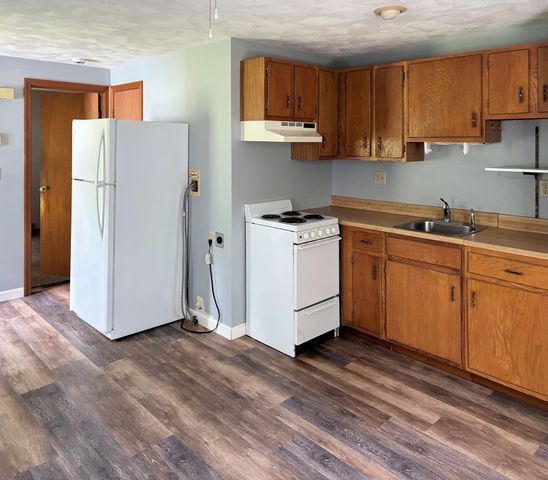 59 Broadway St 2, Stoughton, MA 02072