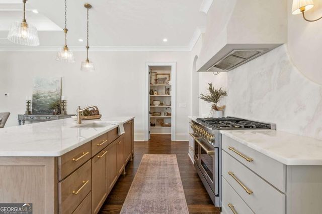 419 Campbell Hill Street NW, Marietta, GA 30060