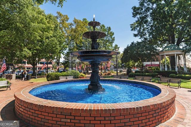 419 Campbell Hill Street NW, Marietta, GA 30060