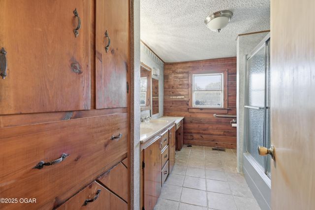 11281 SE Bagdad Road, Galena, KS 66739