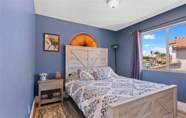 192 S Massachusetts, Lake Elsinore, CA 92530