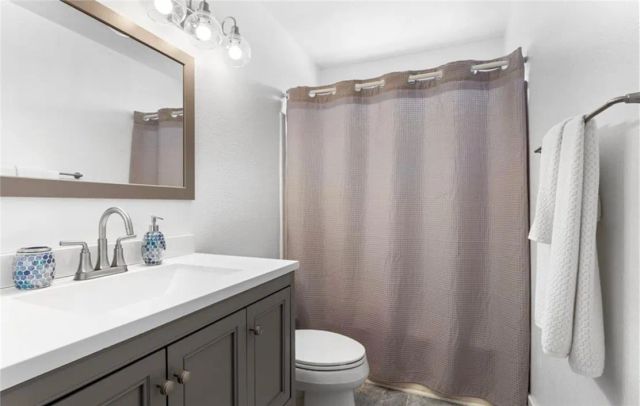 192 S Massachusetts, Lake Elsinore, CA 92530