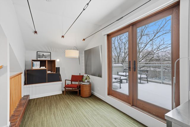 1220 W Hubbard Street, Chicago, IL 60642