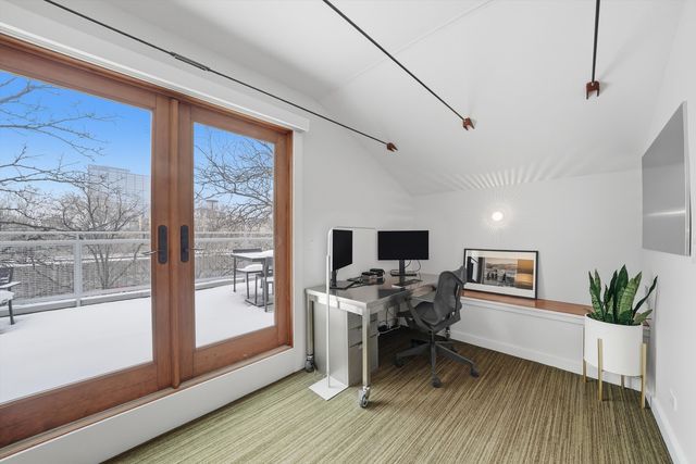 1220 W Hubbard Street, Chicago, IL 60642