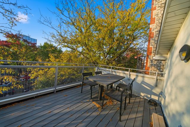 1220 W Hubbard Street, Chicago, IL 60642