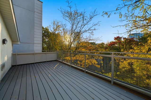 1220 W Hubbard Street, Chicago, IL 60642