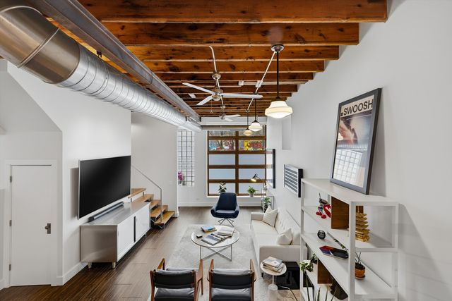 1220 W Hubbard Street, Chicago, IL 60642