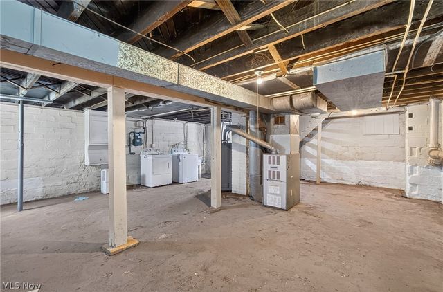 471 Beechwood Drive, Akron, OH 44320