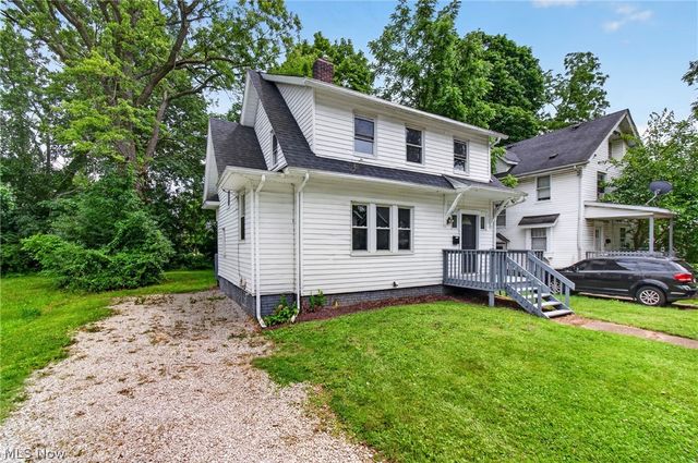 471 Beechwood Drive, Akron, OH 44320