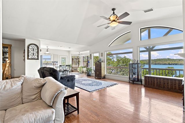 2406 Patriot DR, Lago Vista, TX 78645