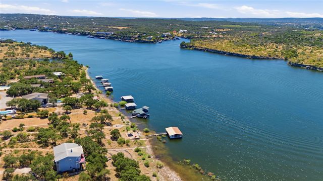 2406 Patriot DR, Lago Vista, TX 78645