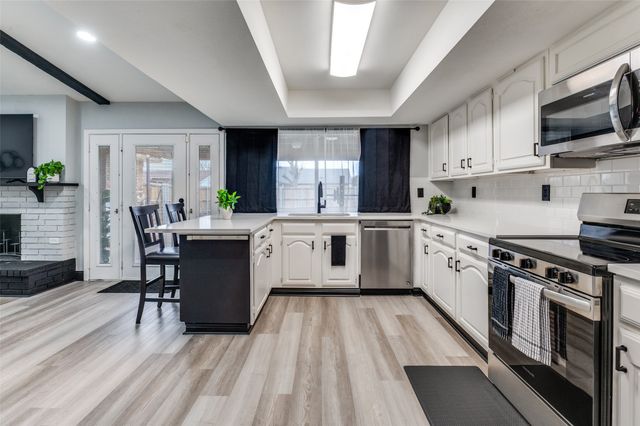 2034 Lewis Trail, Grand Prairie, TX 75052