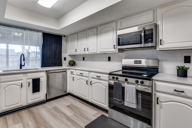 2034 Lewis Trail, Grand Prairie, TX 75052