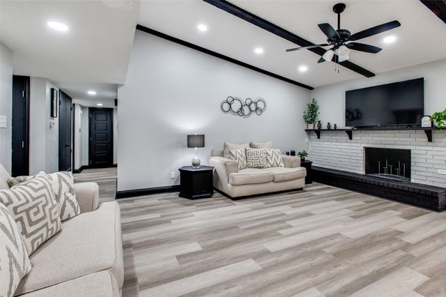 2034 Lewis Trail, Grand Prairie, TX 75052