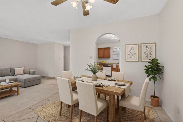 510 Stallion Road SE, Rio Rancho, NM 87124