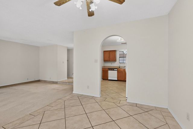 510 Stallion Road SE, Rio Rancho, NM 87124