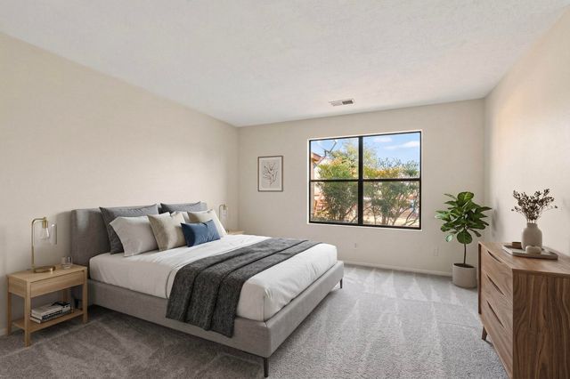 510 Stallion Road SE, Rio Rancho, NM 87124